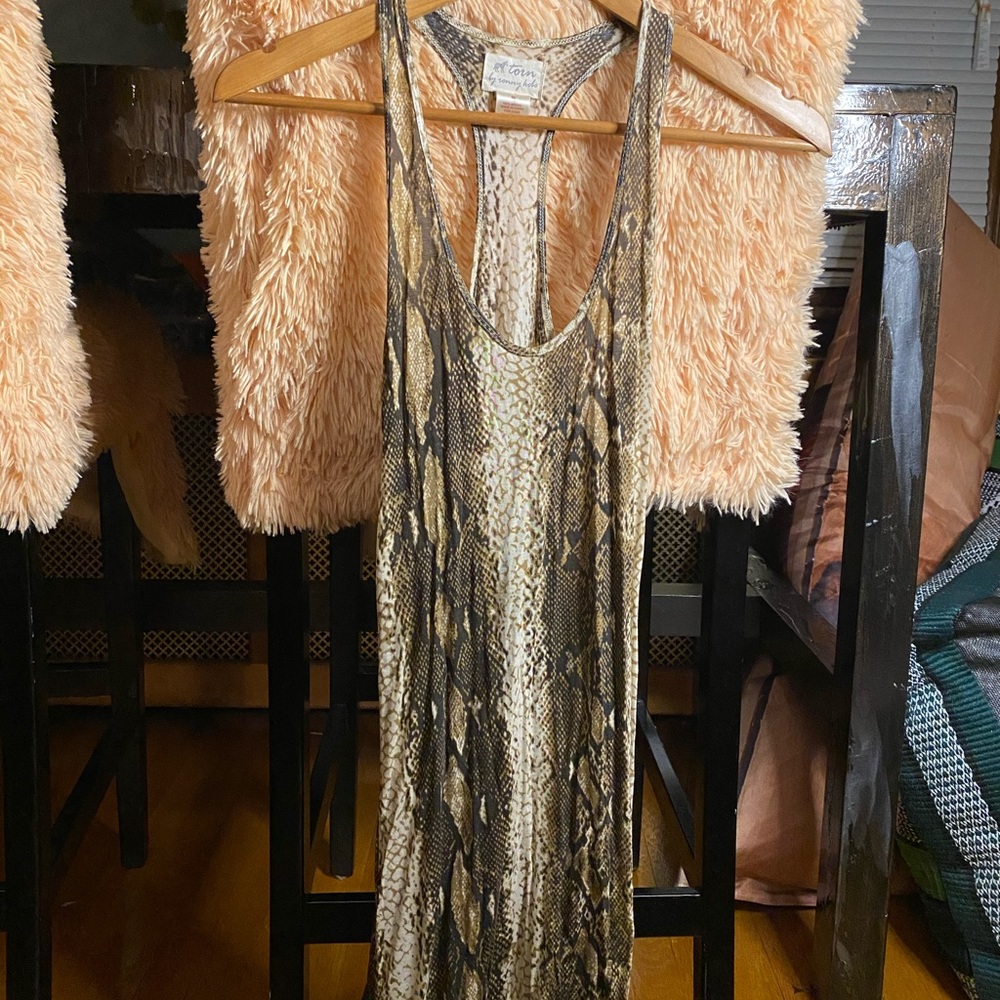 Snakeskin pint - Form Fitting Maxi Dress